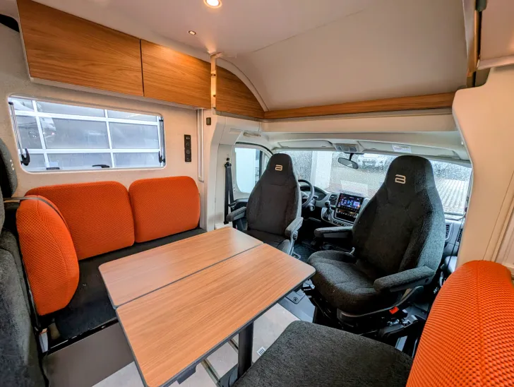 Fahrzeugbild Bürstner Signature SFT 7.1 Sie sparen 4.432,-!! #4