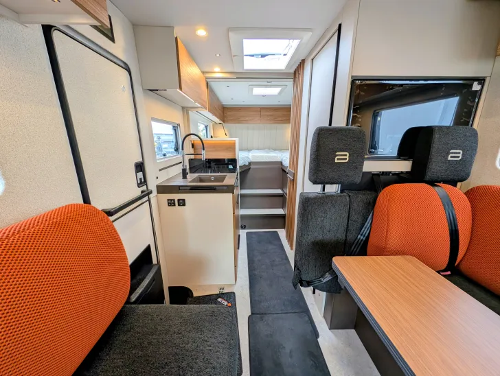 Fahrzeugbild Bürstner Signature SFT 7.1 Sie sparen 4.432,-!! #7
