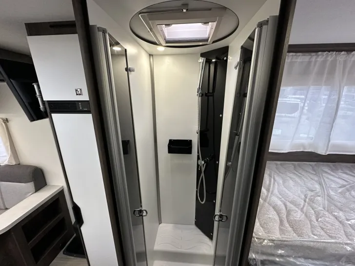 Fahrzeugbild Benimar Tessoro 463 UP Solar Markise Truma Diesel 20 TV #14