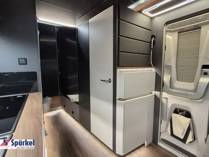 Fahrzeugbild Knaus Azur 500 EU *2.000 kg*Komfortbett*Dusche* #17