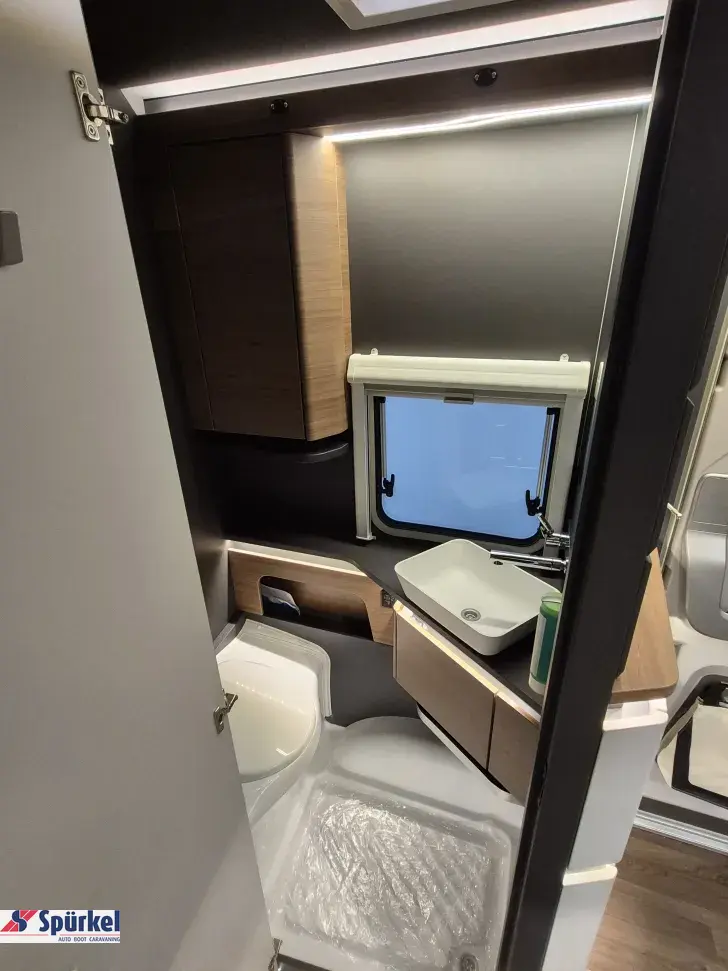 Fahrzeugbild Knaus Azur 500 EU *2.000 kg*Komfortbett*Dusche* #32
