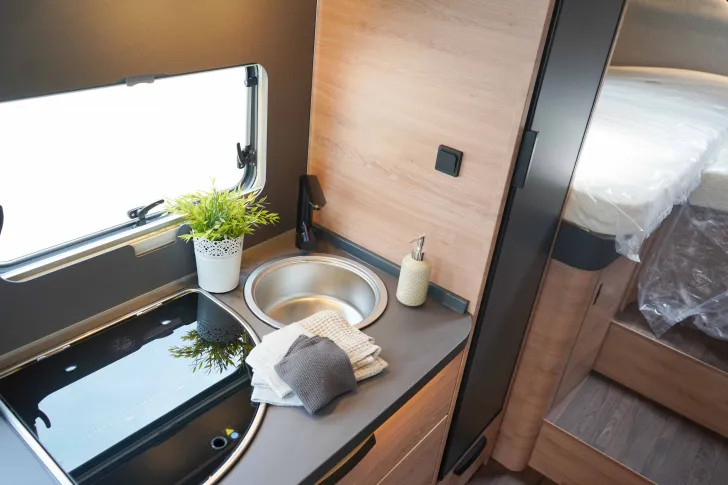 Fahrzeugbild Knaus L!VE WAVE 650 MEG Black Selection Dachklima | Lithium-Batterie #9
