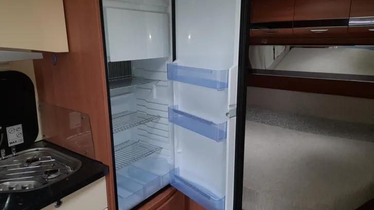 Fahrzeugbild LMC Maestro 552 D Mover, Vorzelt,Doppelbett #6