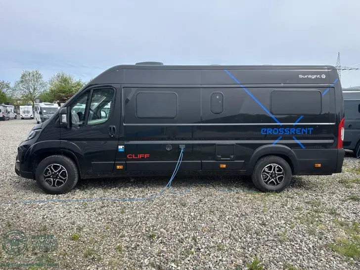 Fahrzeugbild Sunlight Adventure Cliff 640 Digital/Chassis/Driver-Paket #4