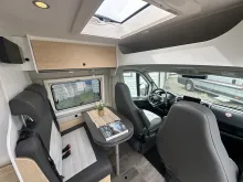 Fahrzeugbild Sunlight Adventure Cliff 640 Digital/Chassis/Driver-Paket #9