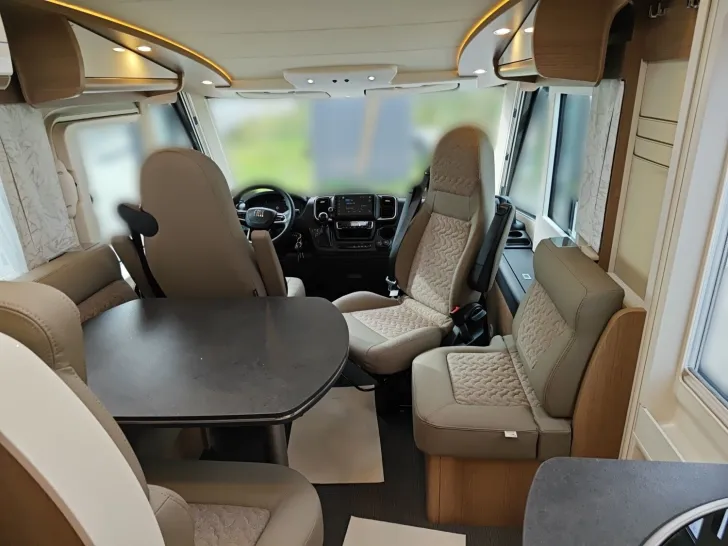 Fahrzeugbild Carthago c-compactline I 143 LE C2-tourer C tourer #11