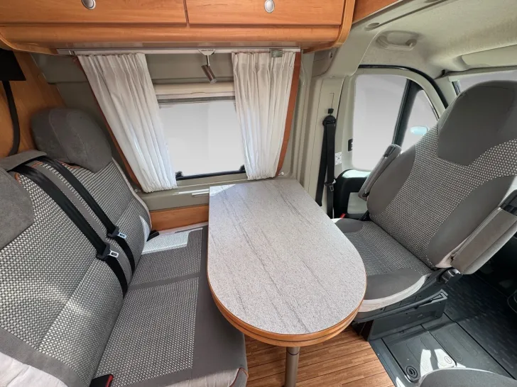 Fahrzeugbild Pössl 2Win Plus Citroen 163 PS Solar Sat/TV AHK #9