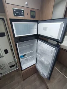 Fahrzeugbild Carado T 459 H 140PS Schalter, Hubbett, Voll LED #27