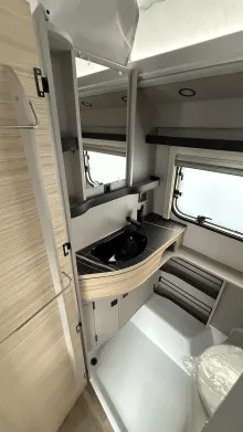 Fahrzeugbild Hymer Eriba Touring 542 Urban Clever Deals Beck-45 #15