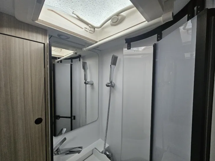 Fahrzeugbild Sun Living C 70DL 165PS|Automatik|Solaranlage|Markise usw. #13