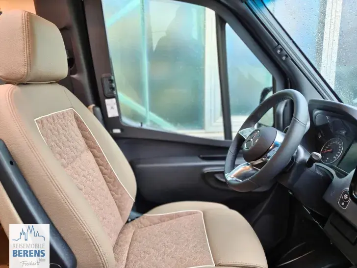 Fahrzeugbild Malibu Genius performance 4x4 641 LE Mercedes #13