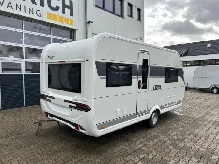 Fahrzeugbild Hobby De Luxe 460 UFe #4