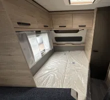 Fahrzeugbild Weinsberg CaraOne 500 FDK Garagentür #11