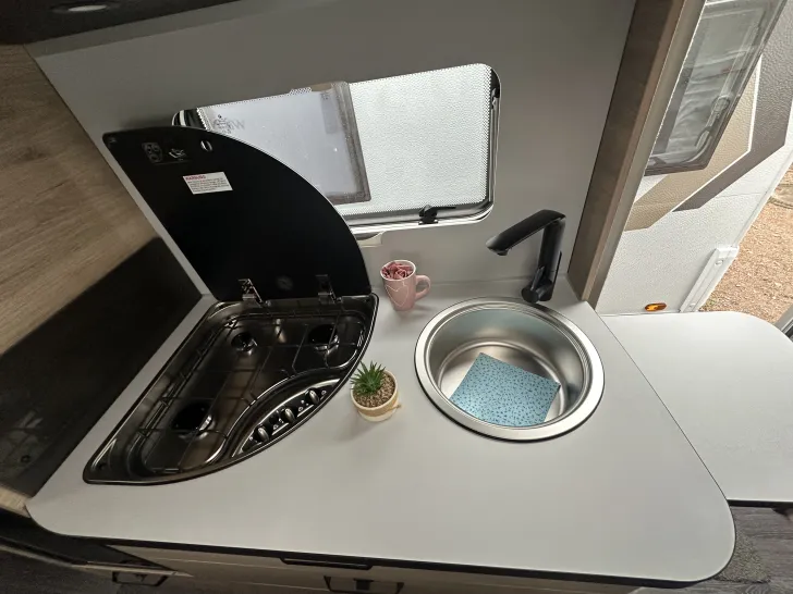 Fahrzeugbild Weinsberg CaraOne 500 FDK Garagentür #16
