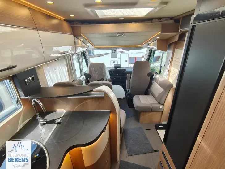 Fahrzeugbild Carthago C2-tourer I 145 RB LE comfort Mercedes #10