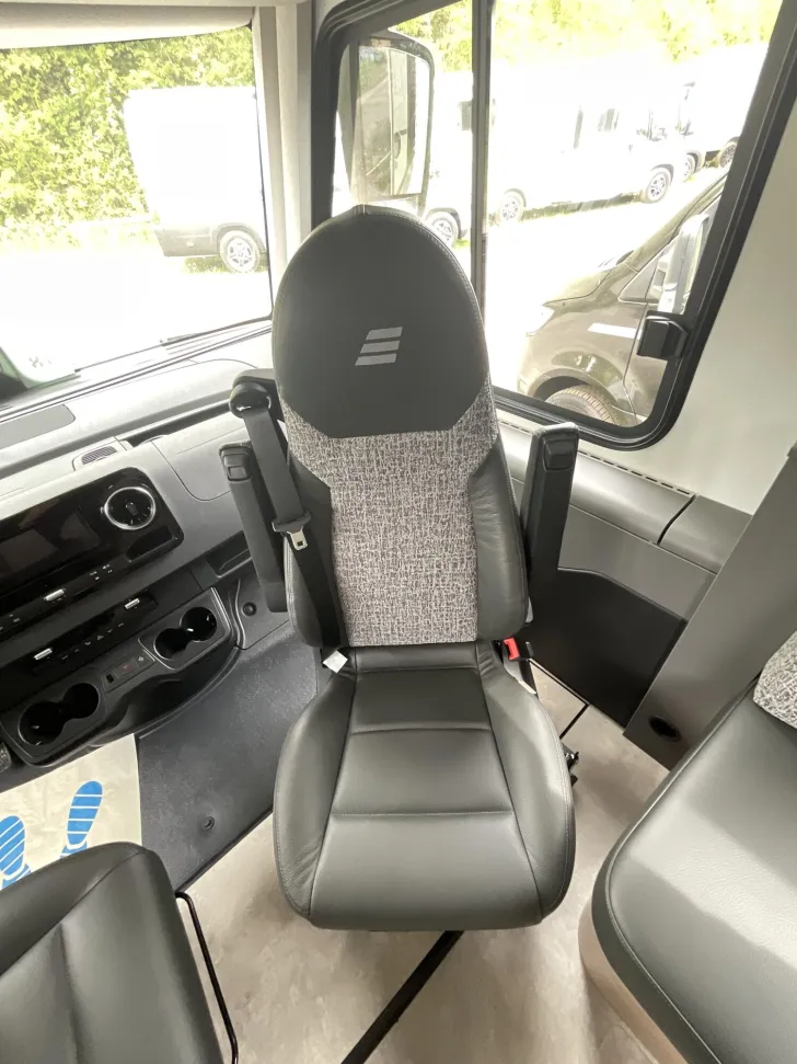 Fahrzeugbild Hymer B-Klasse MC I 680 Solar, Autark, Dachklima, GFK #15