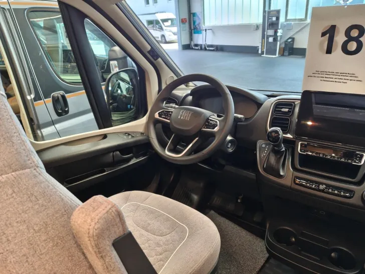 Fahrzeugbild Malibu Van charming GT skyview 640 LE RB Fiat #12