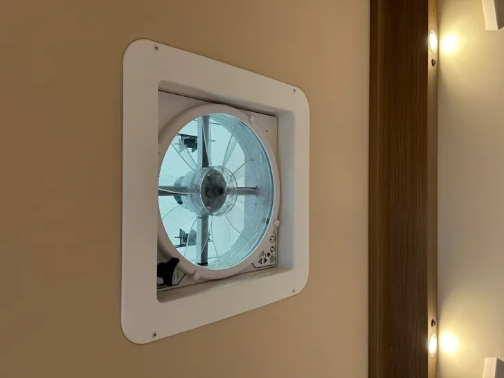Fahrzeugbild Malibu Compact 600 LE #21