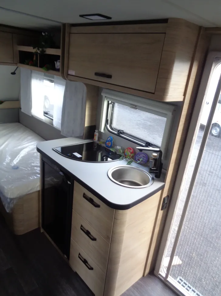Fahrzeugbild Weinsberg CaraOne 480 EU Einzelbetten sofort Verfügbar #16