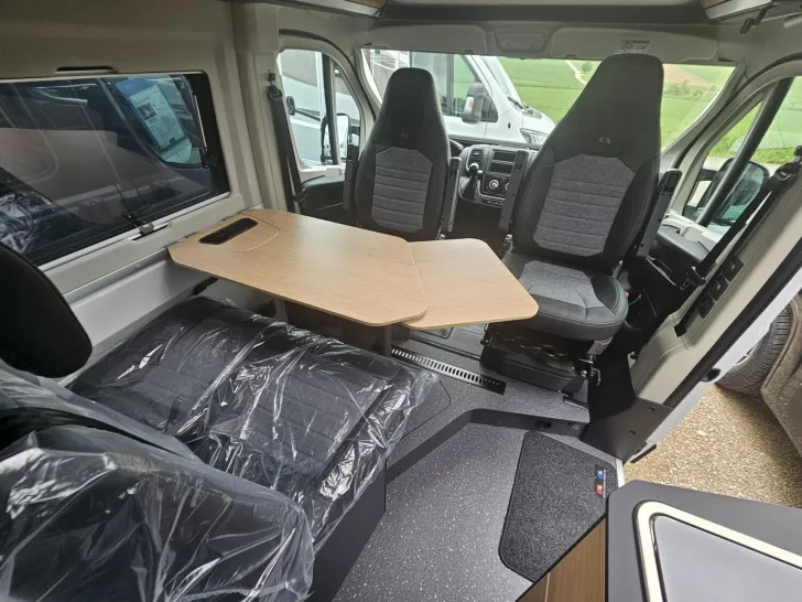 Fahrzeugbild Adria Twin ALL-IN 600 SPB ALL-IN|180PS|Aut|Weiß|35H #6