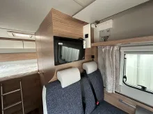 Fahrzeugbild Weinsberg CaraHome 650 DG Mietfahrzeug Verfügbar 11.2026 #11