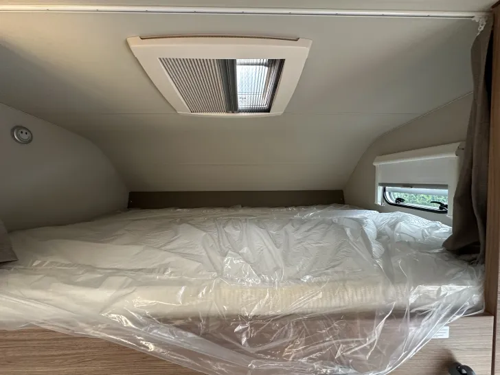 Fahrzeugbild Weinsberg CaraHome 650 DG Mietfahrzeug Verfügbar 11.2026 #13