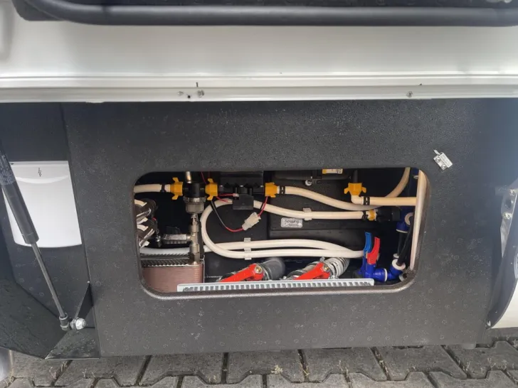 Fahrzeugbild Niesmann + Bischoff iSmove 6.9 E #12