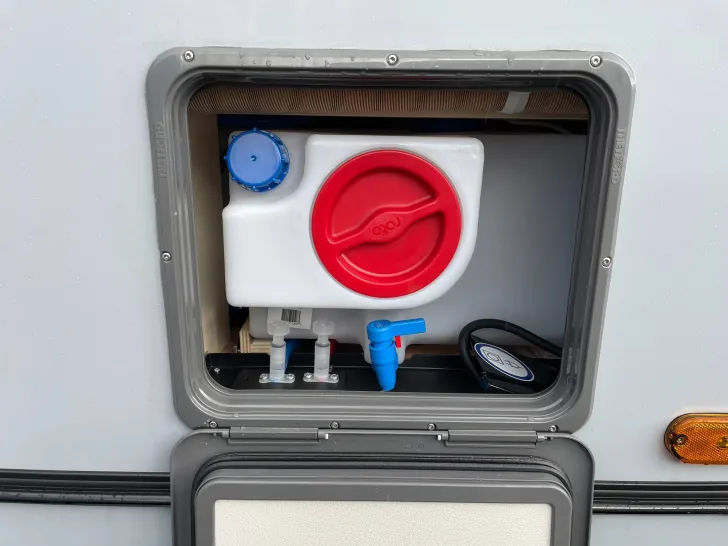 Fahrzeugbild Knaus SÜDWIND 650 PEB BLACK SEL. MJ2026 #48