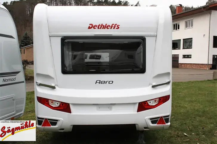 Fahrzeugbild Dethleffs Aero 520 ER mit Vorzelt Carat DWT #26
