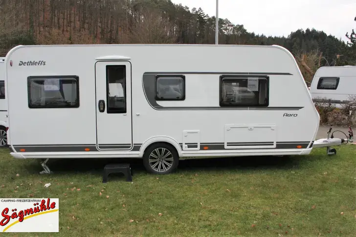 Fahrzeugbild Dethleffs Aero 520 ER mit Vorzelt Carat DWT #25