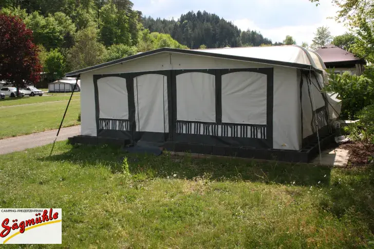 Fahrzeugbild Dethleffs Aero 520 ER mit Vorzelt Carat DWT #7