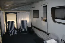 Fahrzeugbild Dethleffs Aero 520 ER mit Vorzelt Carat DWT #9