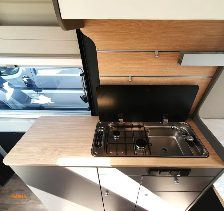 Fahrzeugbild LMC Innovan 640 - SOMA Van Ed. Fiat - Voll LED-Scheinwerfer #17