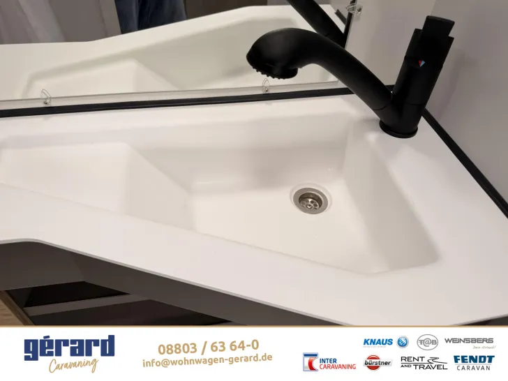 Fahrzeugbild Bürstner B66 520 TL Plus #22
