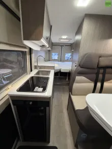 Fahrzeugbild Challenger Van V217 Start Edition Markise Solar AHK #13
