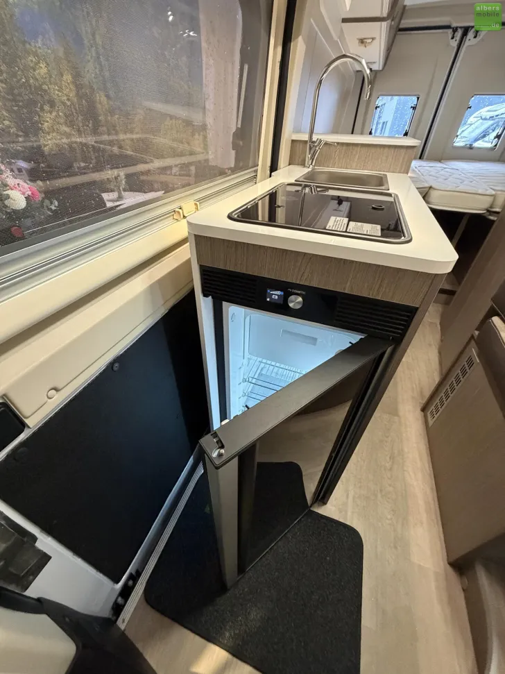 Fahrzeugbild Challenger Van V217 Start Edition Markise Solar AHK #17