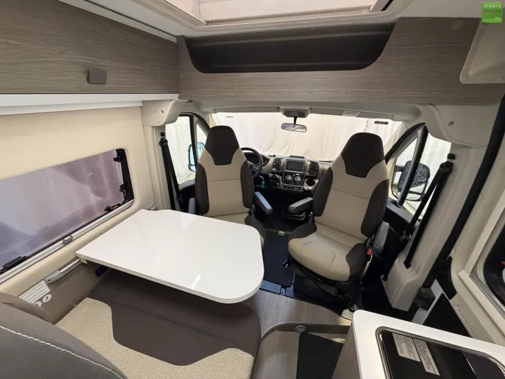 Fahrzeugbild Challenger Van V217 Start Edition Markise Solar AHK #27