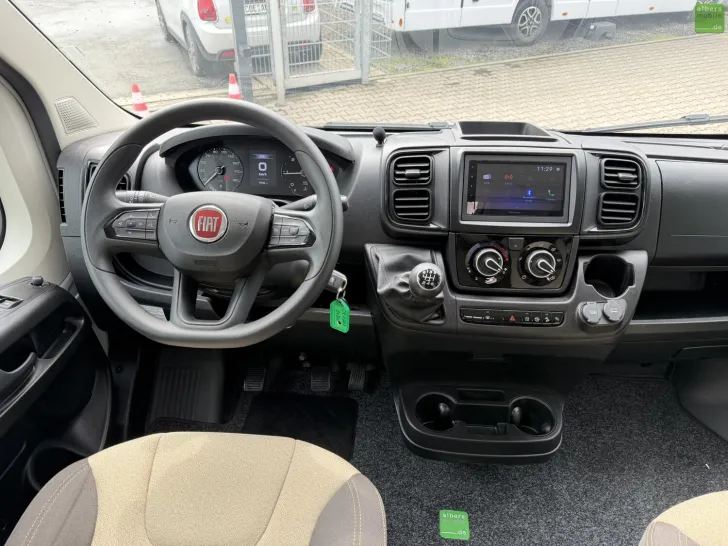 Fahrzeugbild Challenger Van V217 Start Edition Markise Solar AHK #29