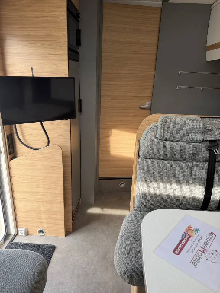 Fahrzeugbild Dethleffs Just Camp TE 741 Dog-Liner #10