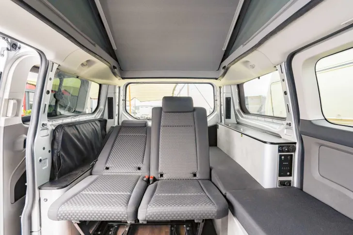 Fahrzeugbild Dethleffs Globevan Trail Two *EHEMALIGE UVP: 64.478 EURO* #9