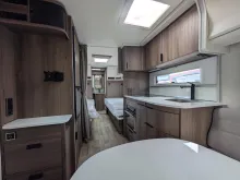 Fahrzeugbild Kabe Safir 600 TDL  E2 2300kg/Backofen/Kompressorkühlschrank/Citywasser/ATC/AL-KO Chassis/Alu #5