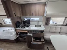Fahrzeugbild Kabe Safir 600 TDL  E2 2300kg/Backofen/Kompressorkühlschrank/Citywasser/ATC/AL-KO Chassis/Alu #12