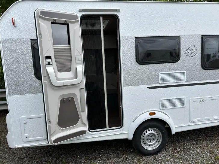 Fahrzeugbild Knaus Sport 400 QD #4