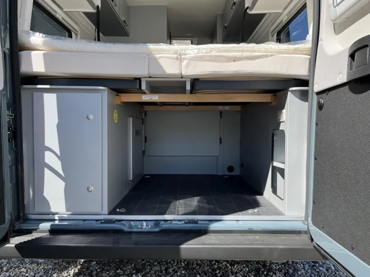 Fahrzeugbild Weinsberg CaraBus GREY 600 ME ED. [FIRE] MJ2026 #23
