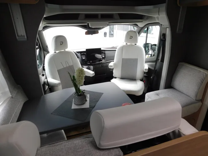 Fahrzeugbild Dethleffs Just Go T 7055 EB Automatik, Hubbett, isofix #7