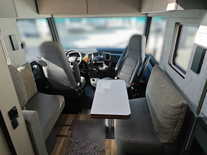 Fahrzeugbild Niesmann + Bischoff iSmove 7.3 F #10