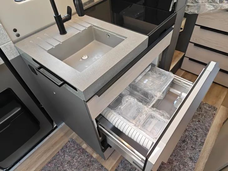 Fahrzeugbild Niesmann + Bischoff iSmove 7.3 F #13