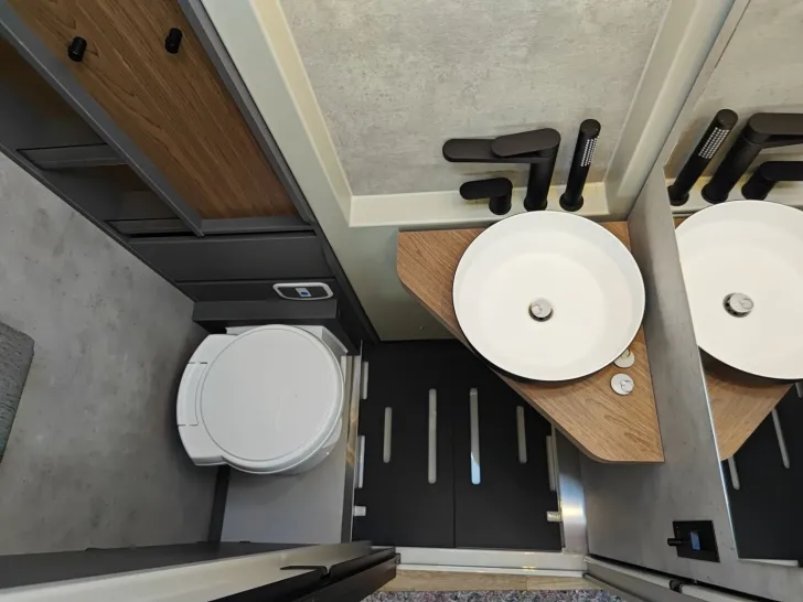 Fahrzeugbild Niesmann + Bischoff iSmove 7.3 F #14