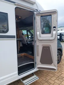 Fahrzeugbild Weinsberg CaraSuite 650 MEG #27