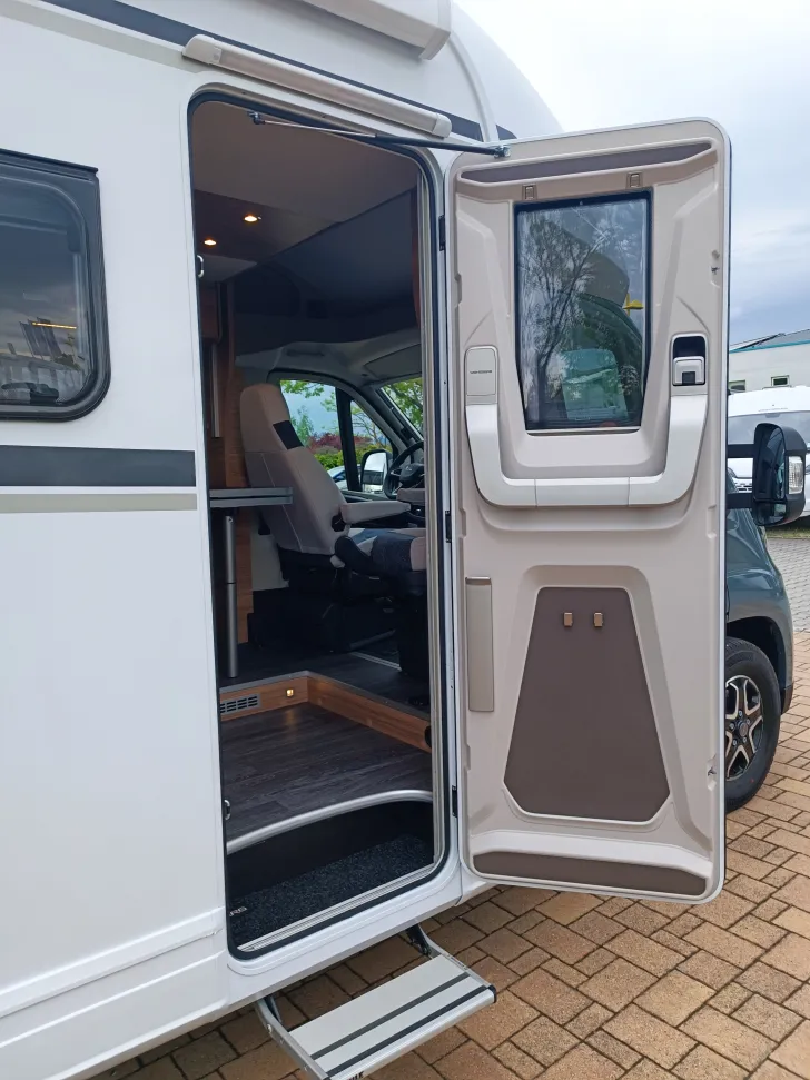 Fahrzeugbild Weinsberg CaraSuite 650 MEG #27
